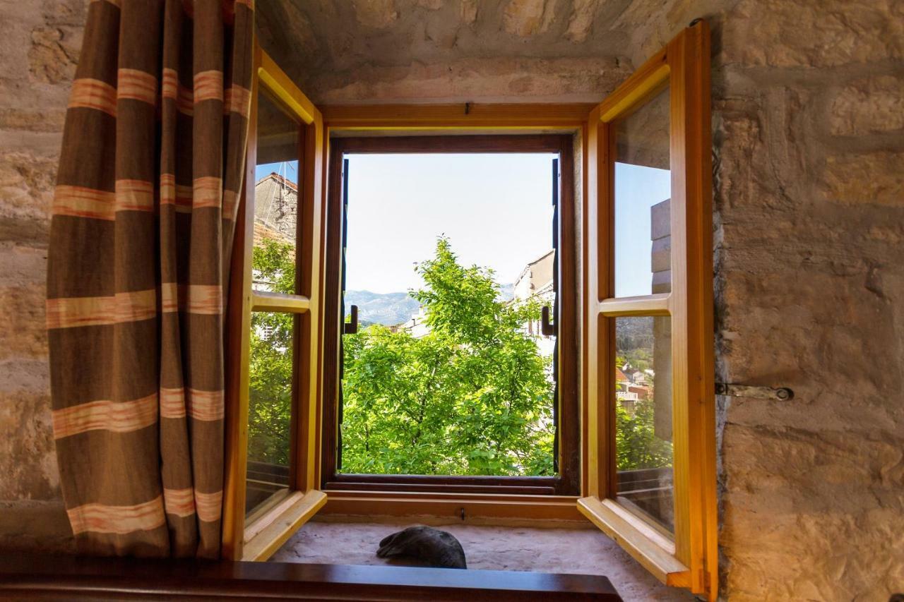 Old Small Stone House Zrnovo Luaran gambar